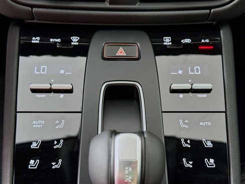 New 2026 Porsche Macan S image 13