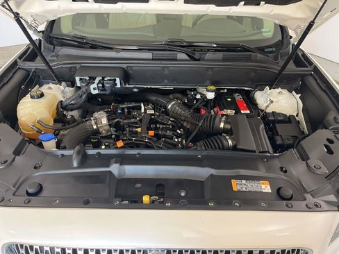 Used 2019 Lincoln Nautilus Reserve AWD/4WD image 8