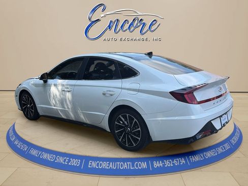 Used 2021 Hyundai Sonata Limited FWD image 3