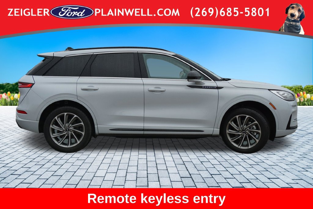 Used 2025 Lincoln Corsair Grand Touring AWD/4WD image 6