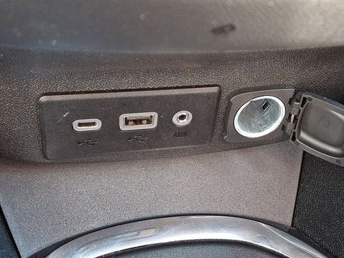 Used 2024 Chevrolet Malibu LT FWD image 25