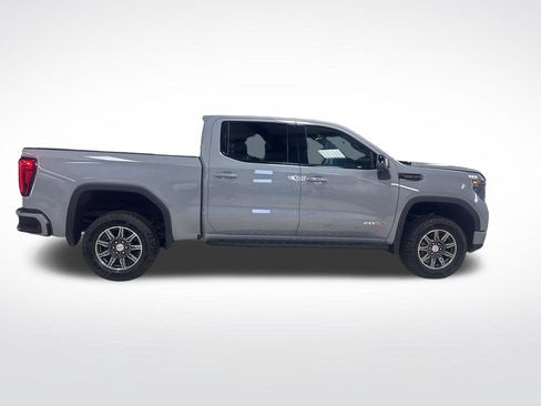 Used 2024 GMC Sierra 1500 AT4 w/ Technology Package AWD/4WD image 7