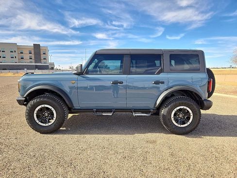 Used 2022 Ford Bronco Badlands w/ Sasquatch Package image 2