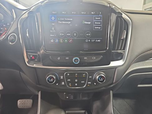 Used 2022 Chevrolet Traverse RS w/ LPO, Floor Liner Package AWD/4WD image 27