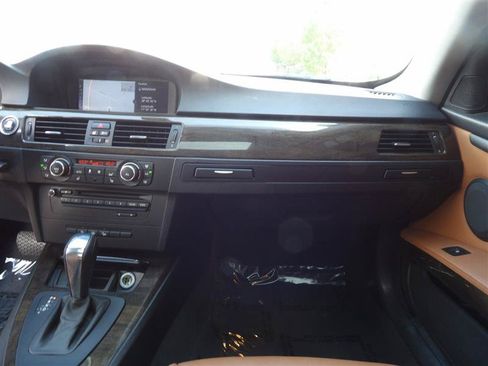 Used 2013 BMW 328i xDrive Coupe AWD/4WD image 15