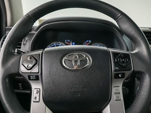 Used 2020 Toyota 4Runner Limited image 25