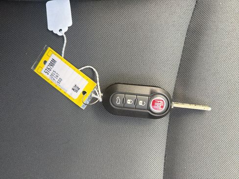 Used 2015 FIAT 500 Pop FWD image 15