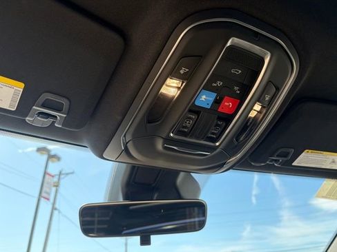 New 2026 Jeep Grand Cherokee Altitude image 44