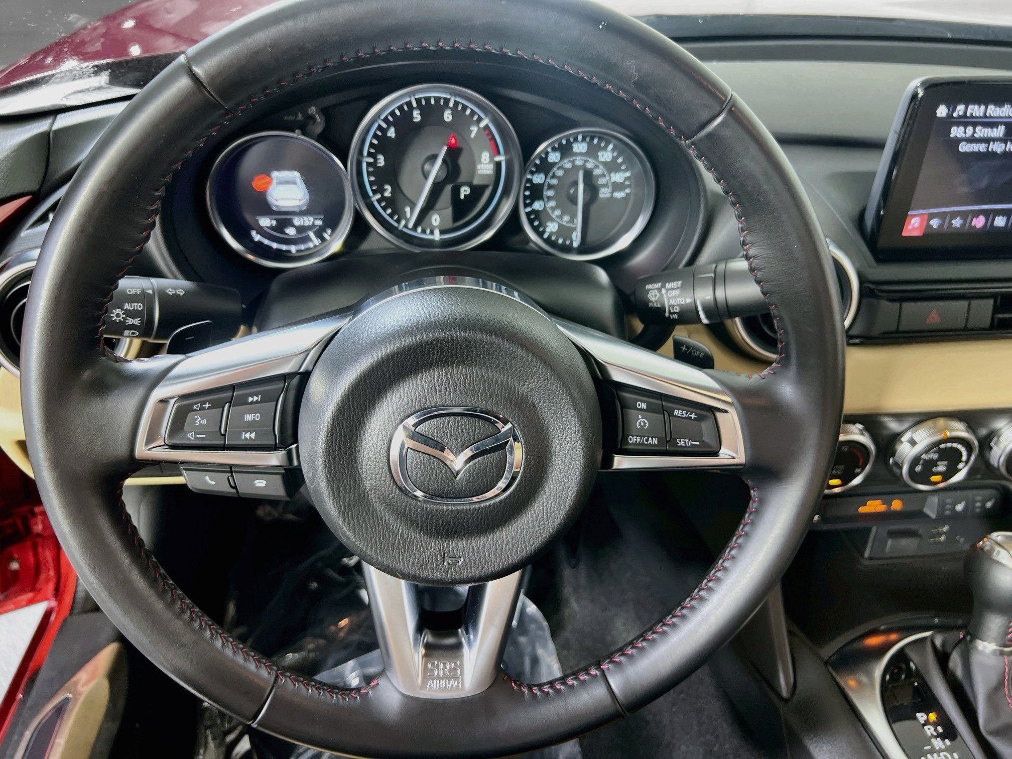Used 2019 MAZDA MX-5 Miata RF Grand Touring RWD image 11