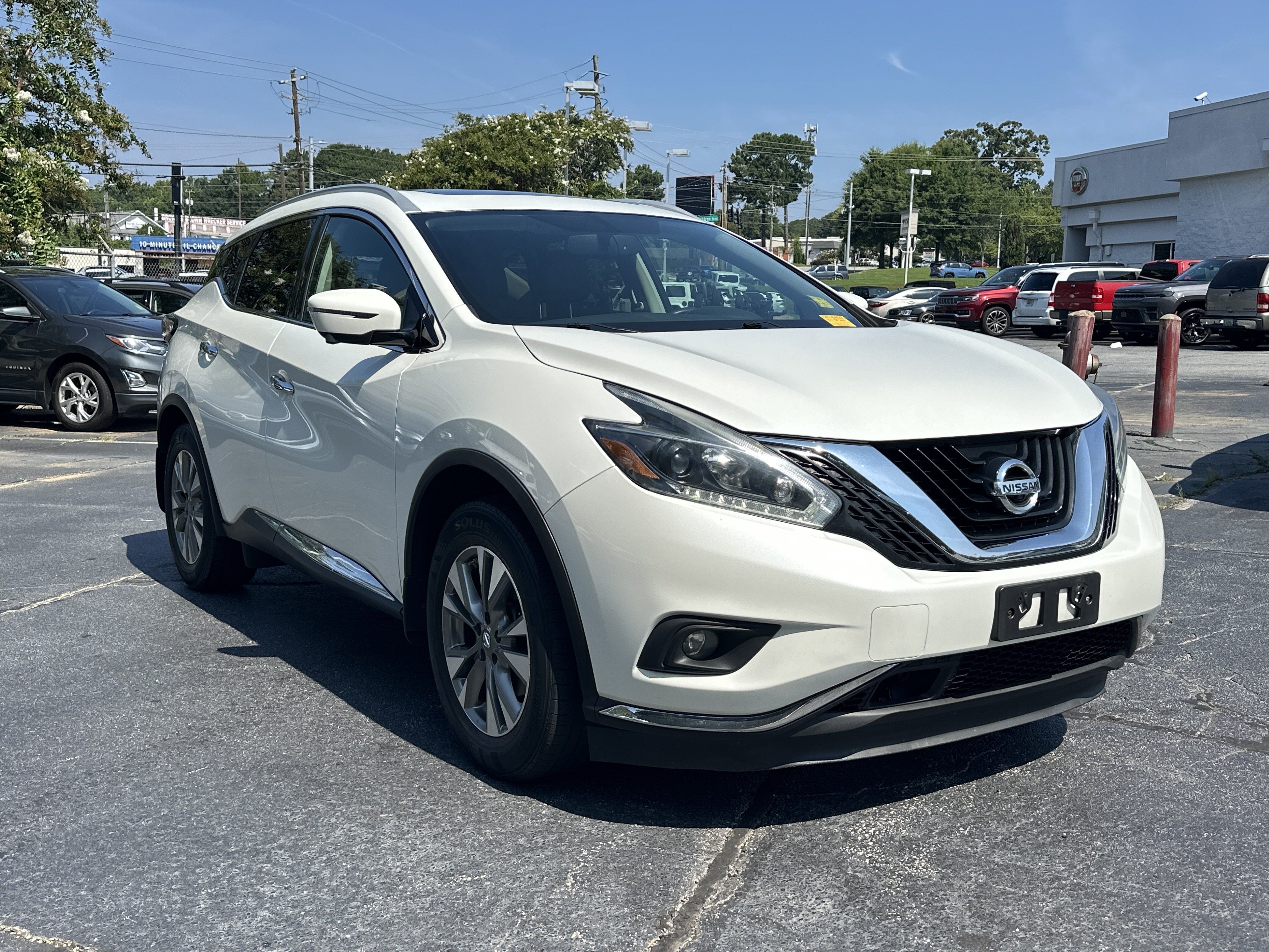 Used 2018 Nissan Murano SL w/ Moonroof Package AWD/4WD image 2