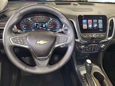 Used 2018 Chevrolet Equinox Premier FWD image 22
