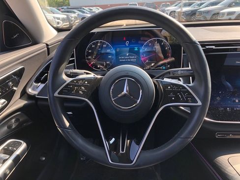 New 2025 Mercedes-Benz E 350 4MATIC Sedan image 19