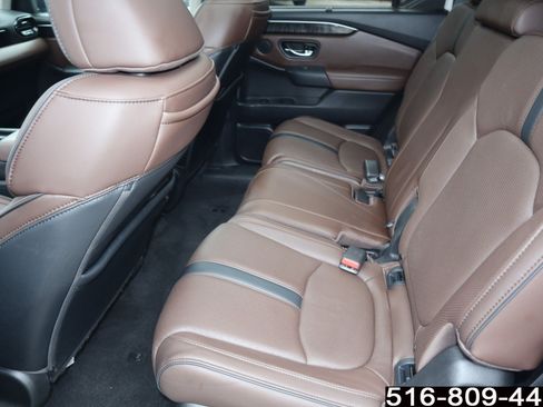 Used 2023 Honda Pilot Elite image 18