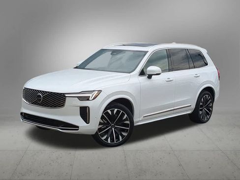 Certified 2026 Volvo XC90 B6 Plus AWD/4WD image 1