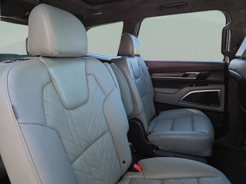 Used 2024 Kia Telluride SX Prestige X-Line image 36