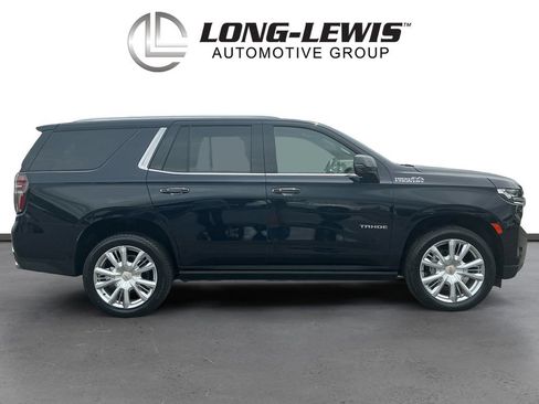 Used 2024 Chevrolet Tahoe High Country w/ Premium Package 2 AWD/4WD image 8
