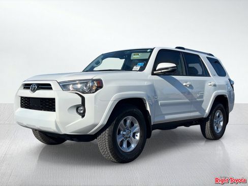Certified 2023 Toyota 4Runner SR5 Premium w/ Moonroof Package RWD image 2
