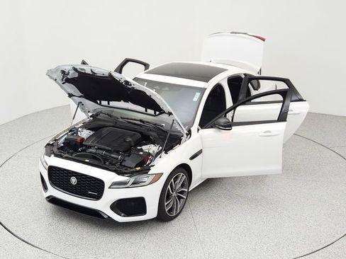 New 2024 Jaguar XF R-Dynamic SE image 15