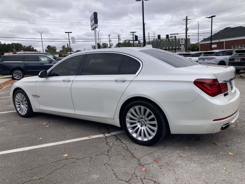 Used 2013 BMW 750Li image 8