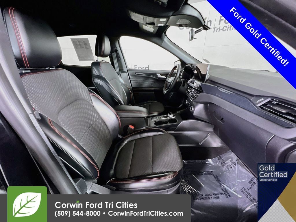 Used 2024 Ford Escape ST-Line FWD image 17