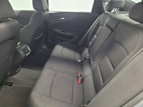 Used 2025 Chevrolet Malibu LT FWD image 18