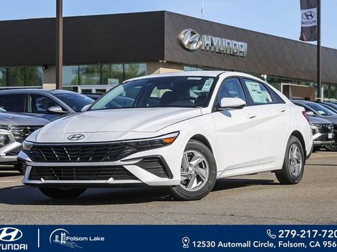 New 2026 Hyundai Elantra SE FWD image 1