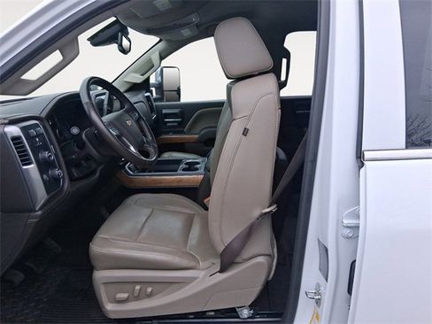 Used 2018 Chevrolet Silverado 3500 LTZ w/ Duramax Plus Package image 9
