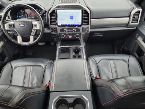 Certified 2022 Ford F250 Platinum w/ FX4 Off-Road Package image 16