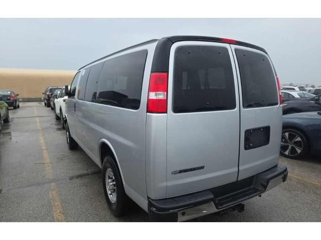 Used 2023 Chevrolet Express 2500 LS w/ Driver Convenience Package RWD image 4
