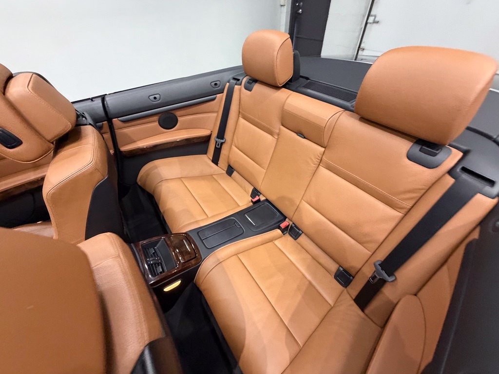 Used 2010 BMW 328i Convertible RWD image 25