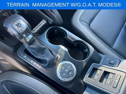 New 2025 Ford Bronco Outer Banks w/ Sasquatch Package image 11