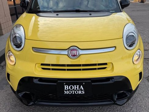 Used 2017 FIAT 500L Trekking w/ Urbana Appearance Package image 2