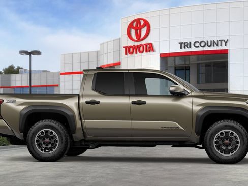 New 2026 Toyota Tacoma TRD Off-Road AWD/4WD image 13