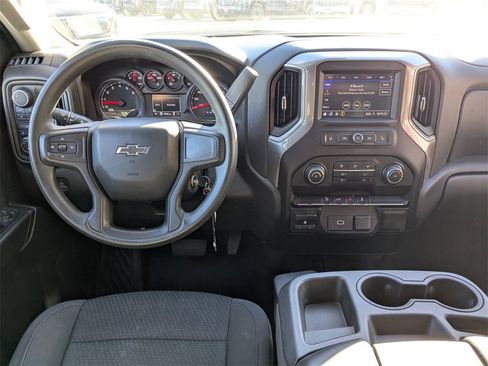 Used 2020 Chevrolet Silverado 1500 Custom Trail Boss w/ Custom Convenience Package image 4