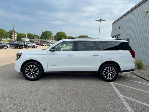 Used 2025 Ford Expedition Max Platinum AWD/4WD image 4