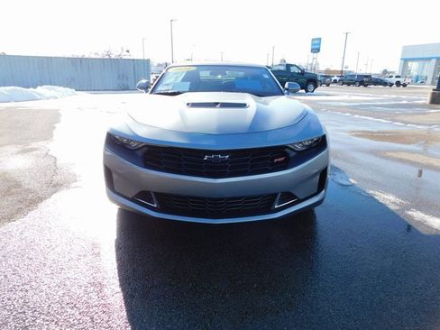 Used 2024 Chevrolet Camaro LT w/ RS Package image 8