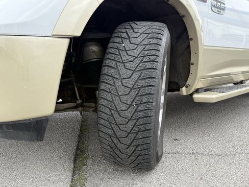 Used 2015 RAM 1500 Laramie Longhorn w/ Convenience Group image 32