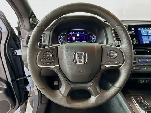 Certified 2022 Honda Pilot Sport image 11