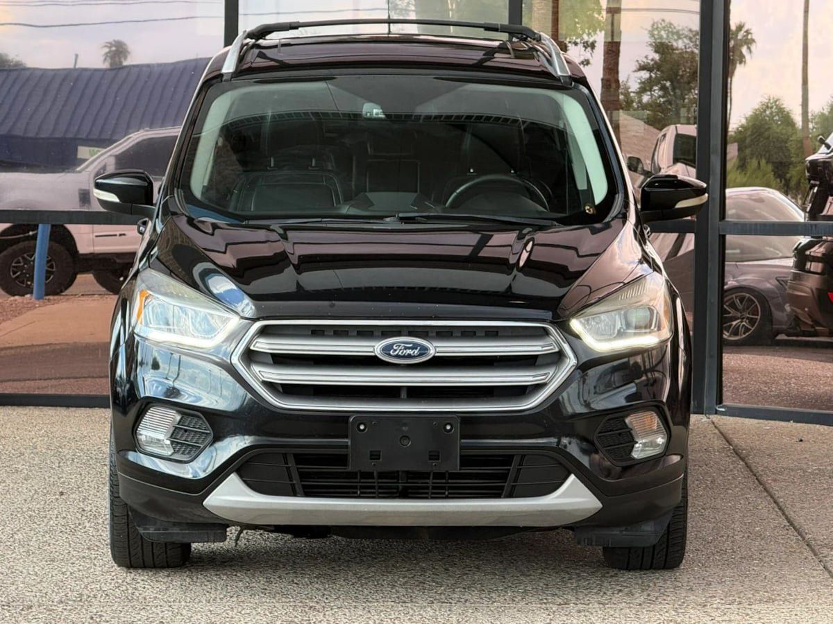 Used 2017 Ford Escape Titanium FWD image 19