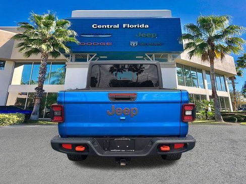 Certified 2024 Jeep Gladiator Mojave image 6