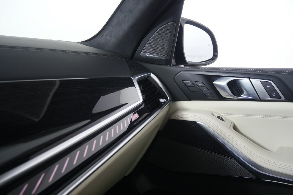 Certified 2026 BMW X7 M60i AWD/4WD image 29