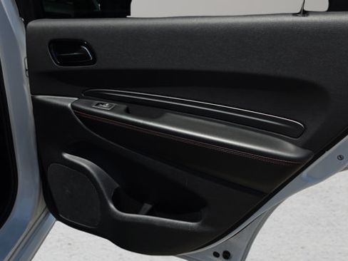 Used 2025 Dodge Durango GT AWD/4WD image 29