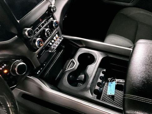 Used 2019 RAM 1500 Big Horn AWD/4WD image 17