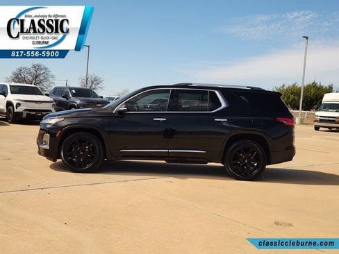 Used 2023 Chevrolet Traverse Premier image 6