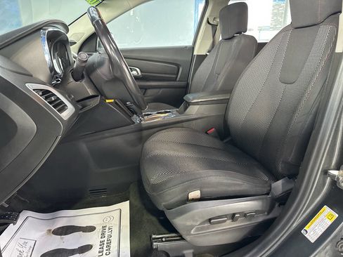 Used 2017 GMC Terrain SLE image 17