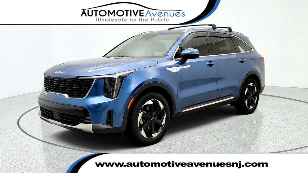 Used 2025 Kia Sorento EX AWD/4WD image 1