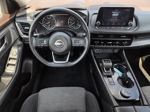 Used 2023 Nissan Rogue SV AWD/4WD image 23