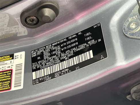 Used 2022 Toyota Highlander XLE image 31