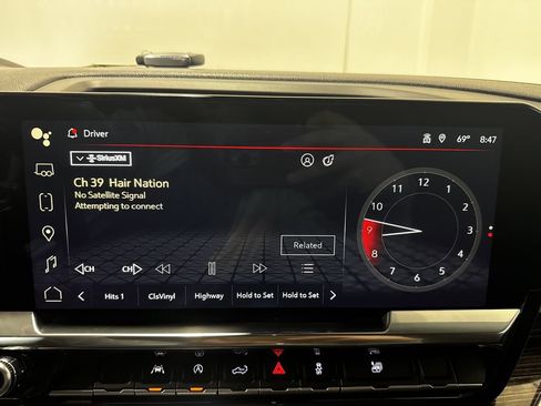 Used 2022 GMC Sierra 1500 Elevation AWD/4WD image 3