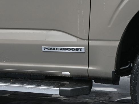 New 2025 Ford F150 Lariat w/ Equipment Group 501A Mid image 36